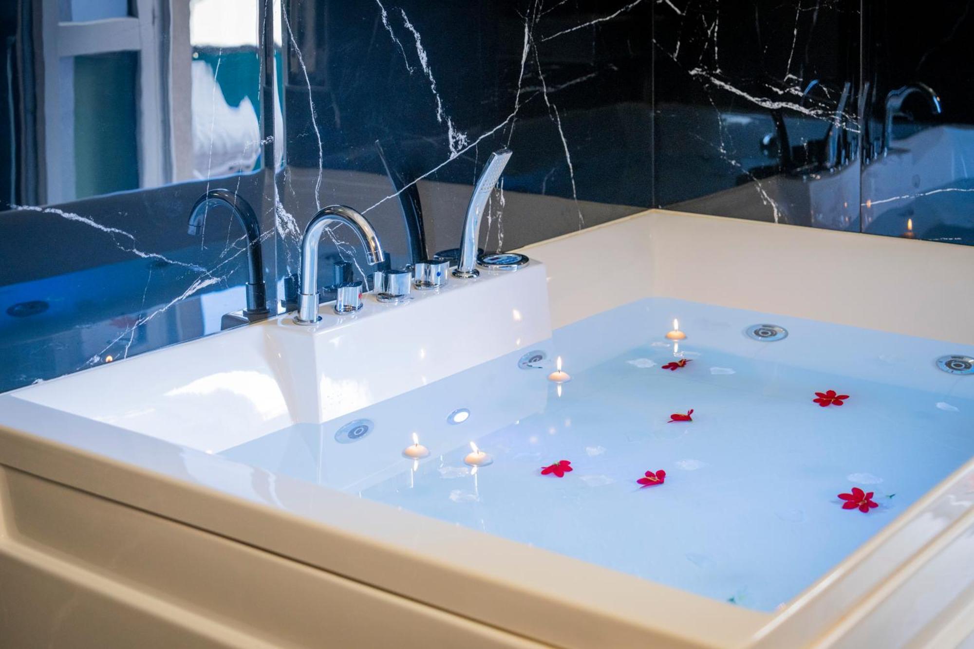 Exclusive With Jacuzzi Between Portofino And 5 Terre Chiavari Exterior photo
